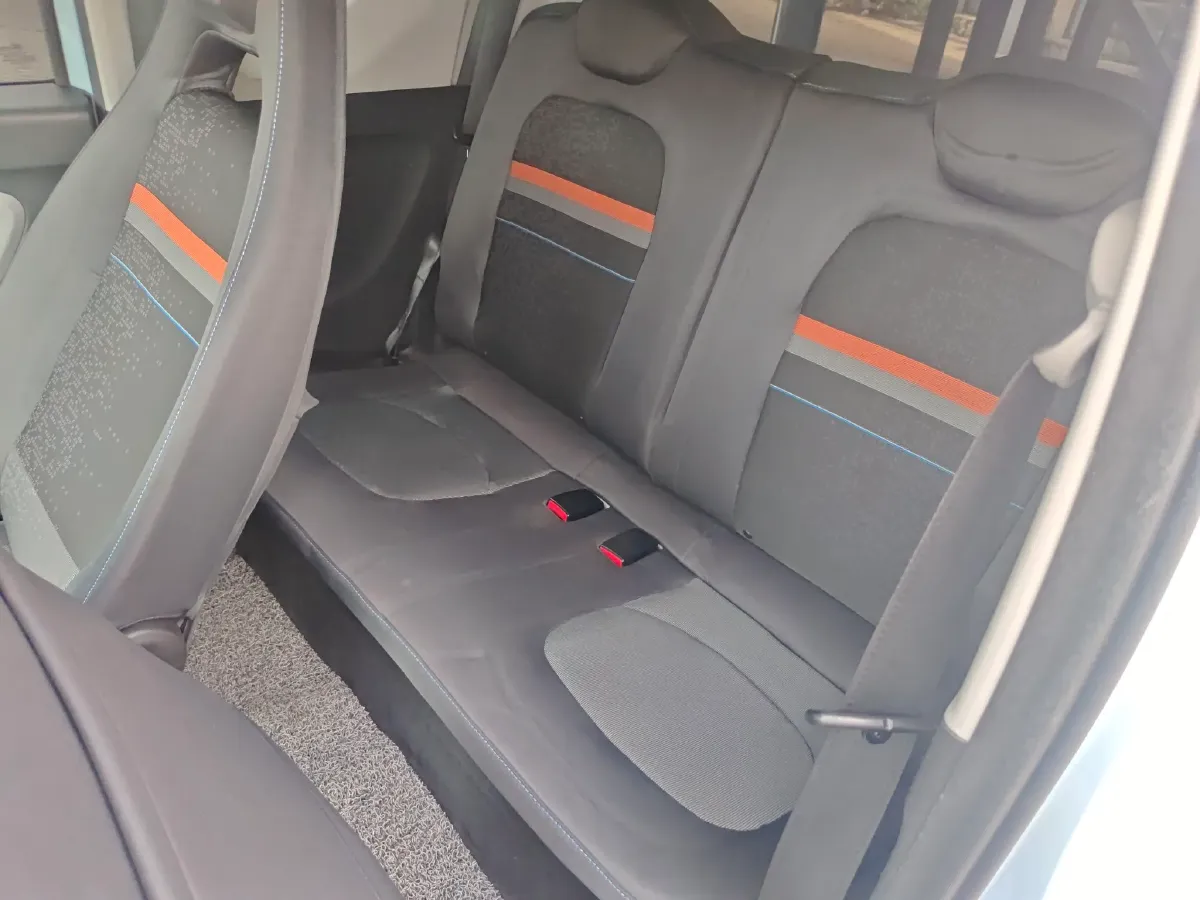 2020 WuLing HongGuang MINI EV BEV 13.8KWH,autocango,china used car exporter,china ev exporter,chinese used car exporter,chinese used ev exporter