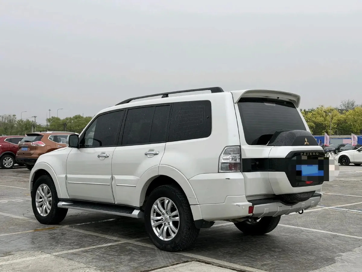 2017 Honda Jade 1.8L 141HP L4 5AT,autocango,china used car exporter,china ev exporter,chinese used car exporter,chinese used ev exporter