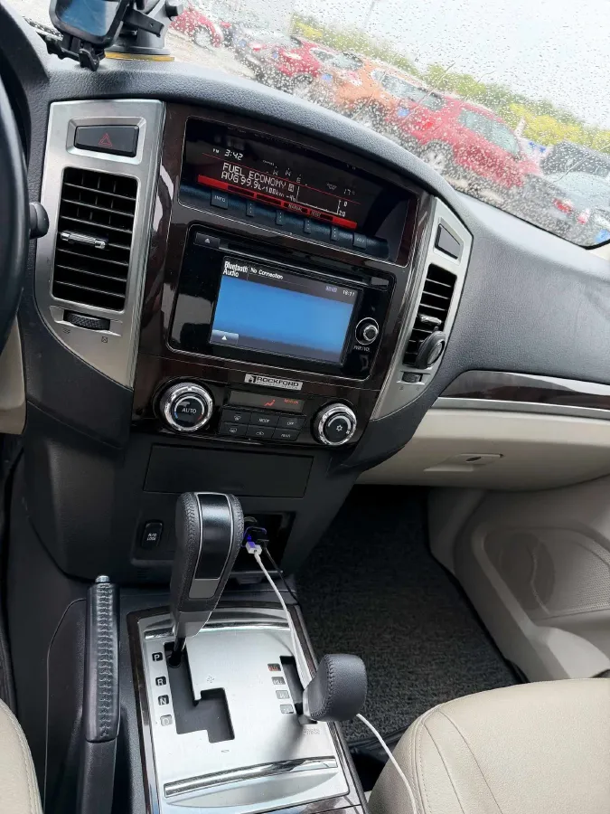 2017 Honda Jade 1.8L 141HP L4 5AT,autocango,china used car exporter,china ev exporter,chinese used car exporter,chinese used ev exporter