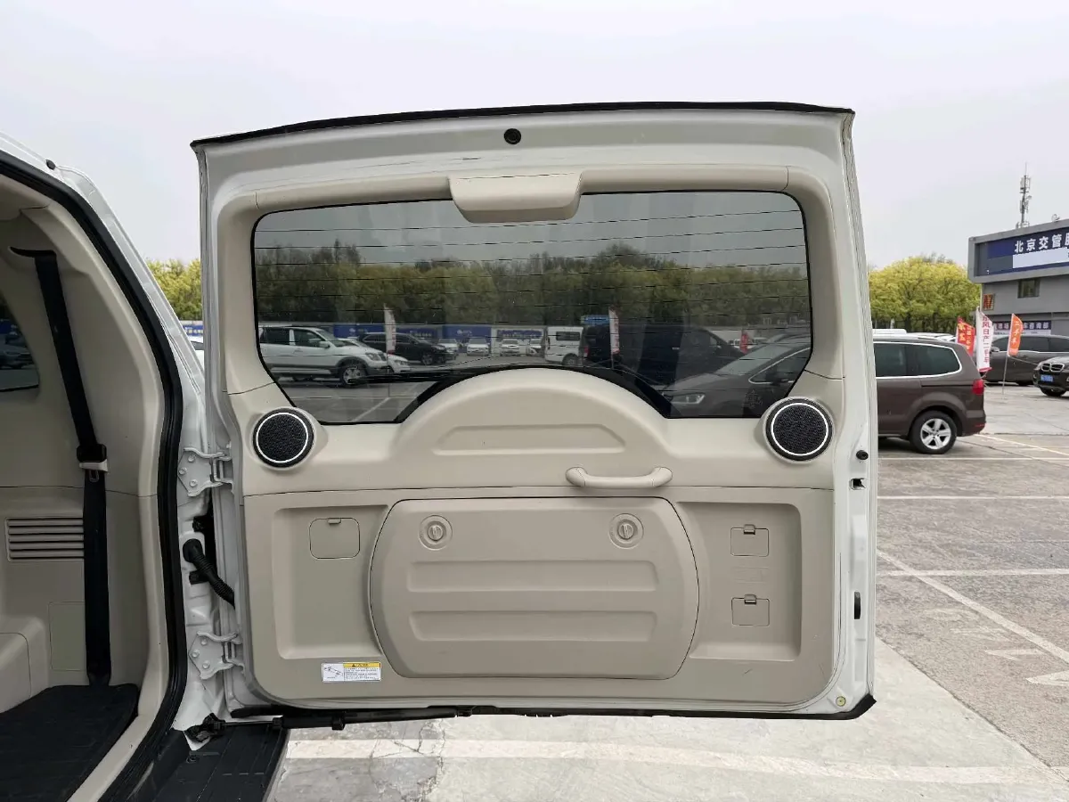 2017 Honda Jade 1.8L 141HP L4 5AT,autocango,china used car exporter,china ev exporter,chinese used car exporter,chinese used ev exporter