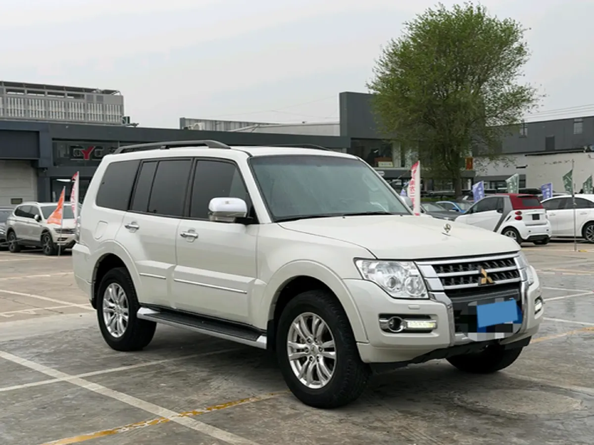 2017 Honda Jade 1.8L 141HP L4 5AT,autocango,china used car exporter,china ev exporter,chinese used car exporter,chinese used ev exporter