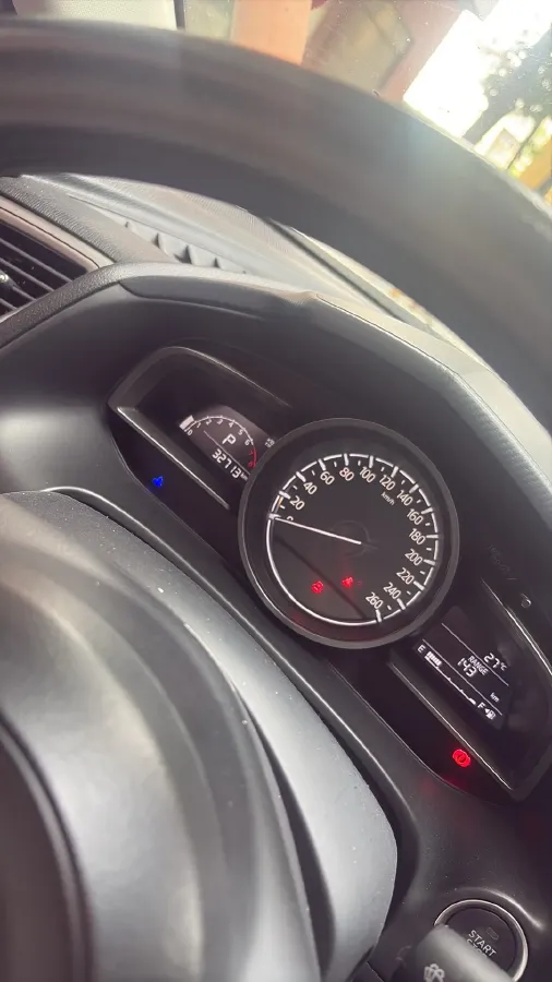 2017 Mazda 3 Axela 1.5L 117HP L4 6AT,autocango,china used car exporter,china ev exporter,chinese used car exporter,chinese used ev exporter