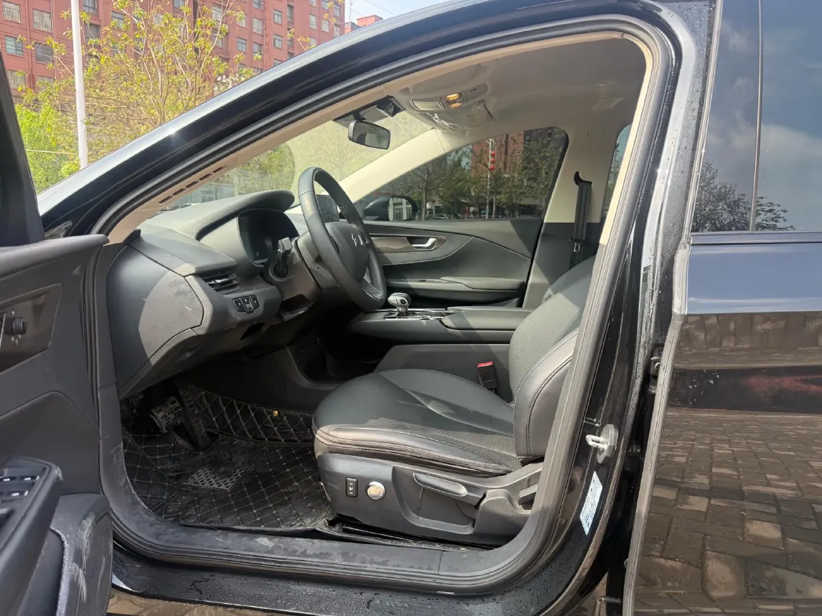 2021 HongQi E-QM5 BEV 54KWH,autocango,china used car exporter,china ev exporter,chinese used car exporter,chinese used ev exporter