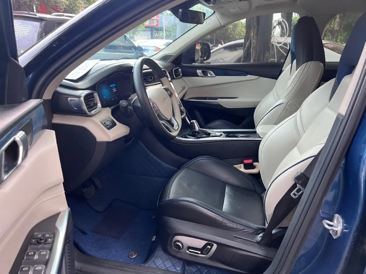 2017 Foton Sauvana 2.0T 218HP L4 6AT,autocango,china used car exporter,china ev exporter,chinese used car exporter,chinese used ev exporter