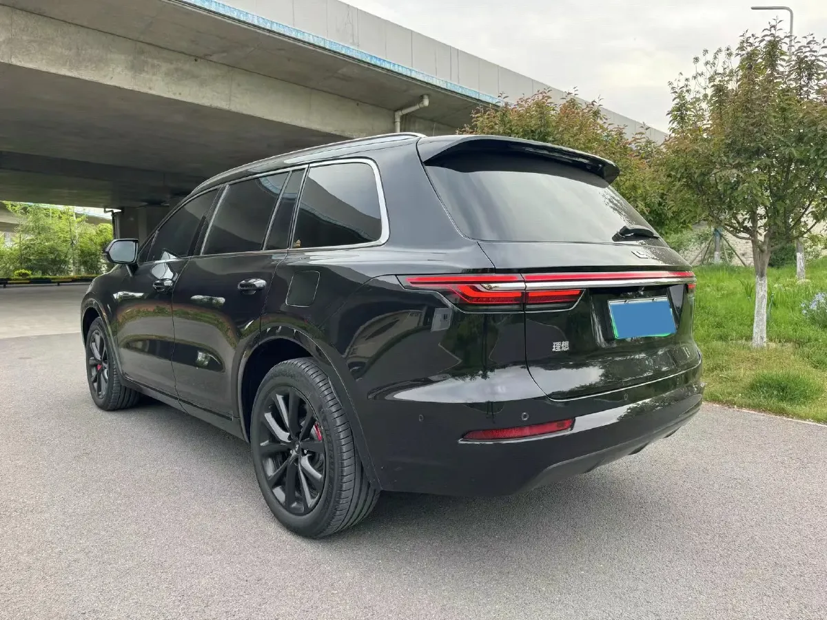 2021 Li ONE Range Extended 131HP REEV 40.5KWH,autocango,china used car exporter,china ev exporter,chinese used car exporter,chinese used ev exporter