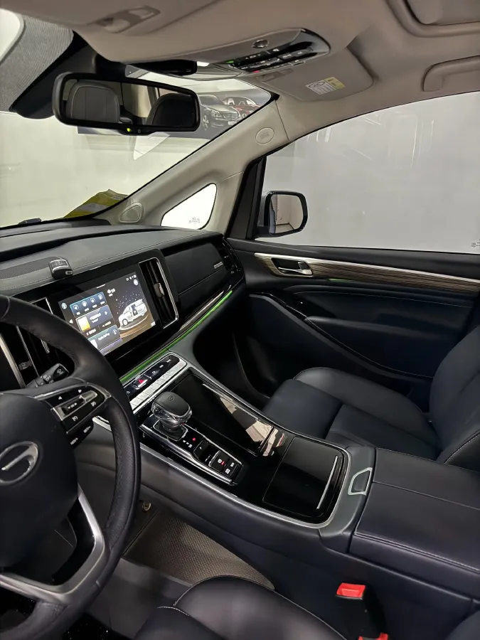 2023 GAC Trumpchi M8 2.0T 252HP L4 8AT,autocango,china used car exporter,china ev exporter,chinese used car exporter,chinese used ev exporter