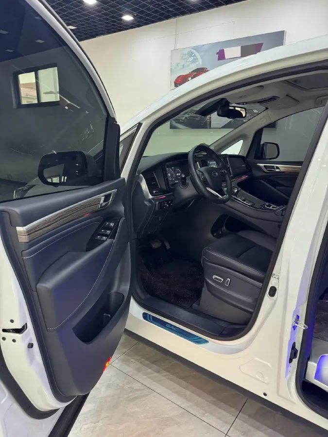 2023 GAC Trumpchi M8 2.0T 252HP L4 8AT,autocango,china used car exporter,china ev exporter,chinese used car exporter,chinese used ev exporter