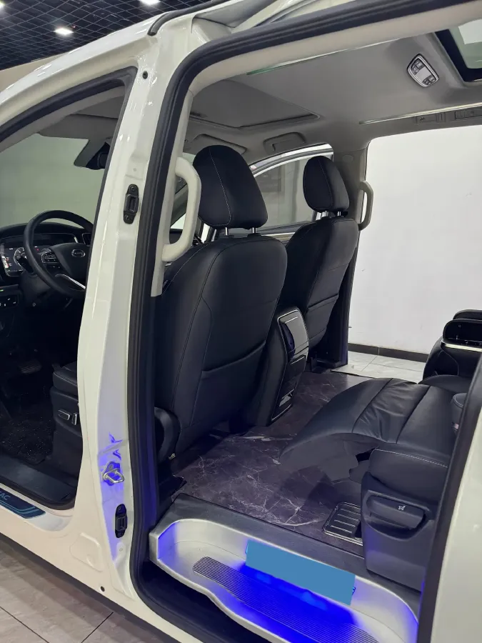 2023 GAC Trumpchi M8 2.0T 252HP L4 8AT,autocango,china used car exporter,china ev exporter,chinese used car exporter,chinese used ev exporter