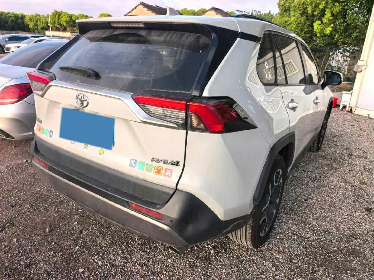 2020 Toyota RAV4 2.0L 171HP L4 CVT,autocango,china used car exporter,china ev exporter,chinese used car exporter,chinese used ev exporter