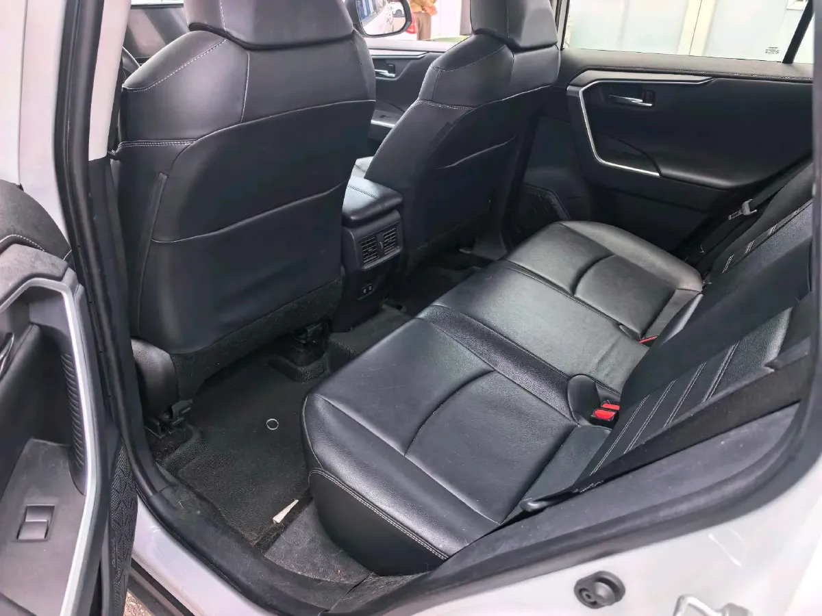 2020 Toyota RAV4 2.0L 171HP L4 CVT,autocango,china used car exporter,china ev exporter,chinese used car exporter,chinese used ev exporter