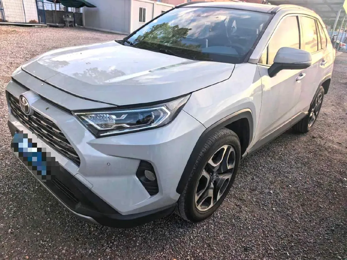 2020 Toyota RAV4 2.0L 171HP L4 CVT,autocango,china used car exporter,china ev exporter,chinese used car exporter,chinese used ev exporter