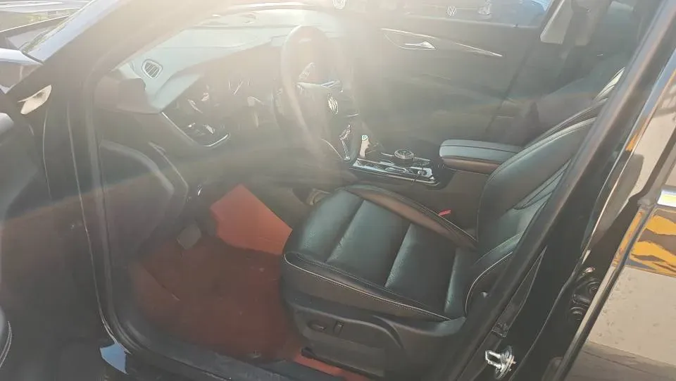 2023 Buick EnvisionPlus 2.0T 237HP L4 9AT,autocango,china used car exporter,china ev exporter,chinese used car exporter,chinese used ev exporter