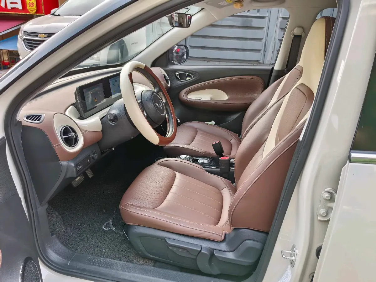 2023 WuLing BinGuo BEV 31.9KWH,autocango,china used car exporter,china ev exporter,chinese used car exporter,chinese used ev exporter