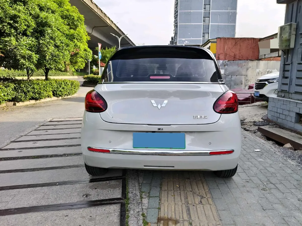 2023 WuLing BinGuo BEV 31.9KWH,autocango,china used car exporter,china ev exporter,chinese used car exporter,chinese used ev exporter