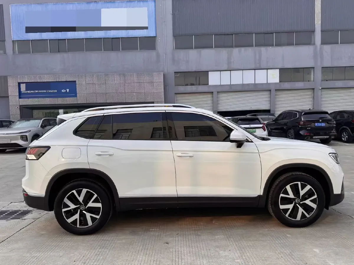 2025 Volkswagen Tayron 1.5T 160HP L4 7DCT,autocango,china used car exporter,china ev exporter,chinese used car exporter,chinese used ev exporter
