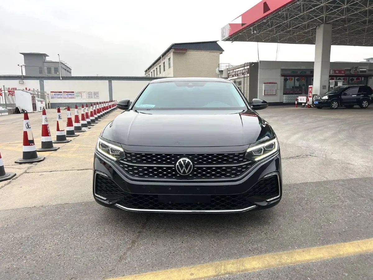 2022 Xpeng P7 BEV 60.2KWH,autocango,china used car exporter,china ev exporter,chinese used car exporter,chinese used ev exporter