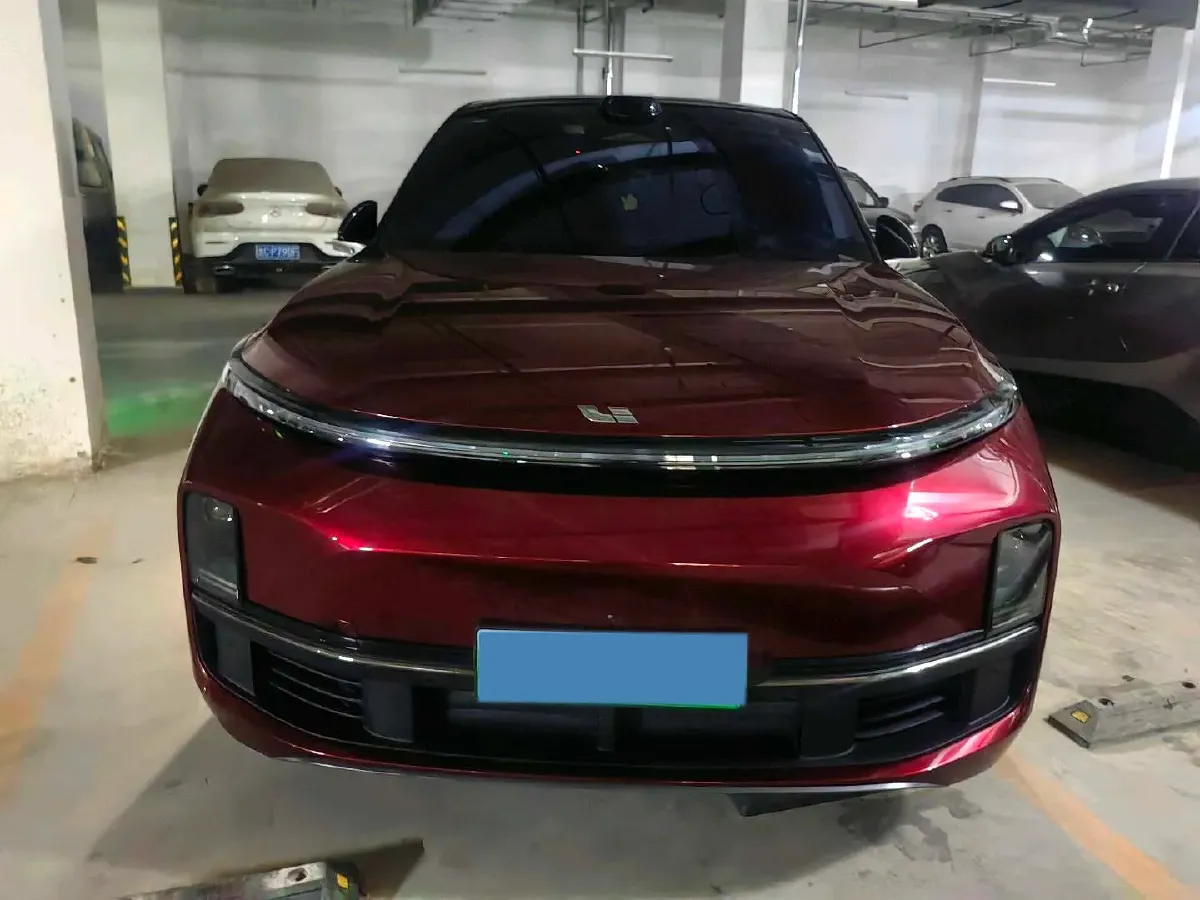 2022 Li L9 Range Extended 154HP REEV 42.6KWH,autocango,china used car exporter,china ev exporter,chinese used car exporter,chinese used ev exporter