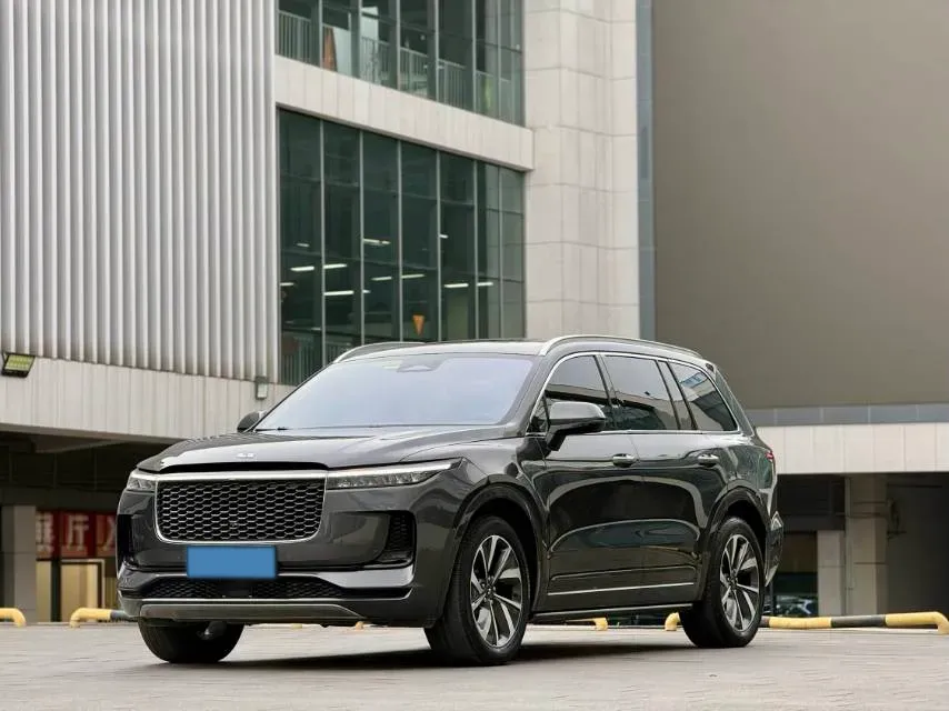 2021 Li ONE Range Extended 131HP REEV 40.5KWH,autocango,china used car exporter,china ev exporter,chinese used car exporter,chinese used ev exporter