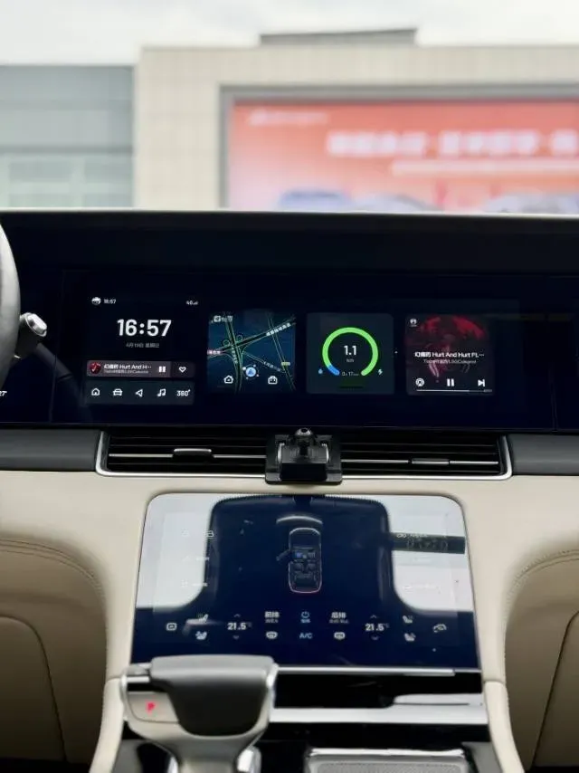 2021 Li ONE Range Extended 131HP REEV 40.5KWH,autocango,china used car exporter,china ev exporter,chinese used car exporter,chinese used ev exporter