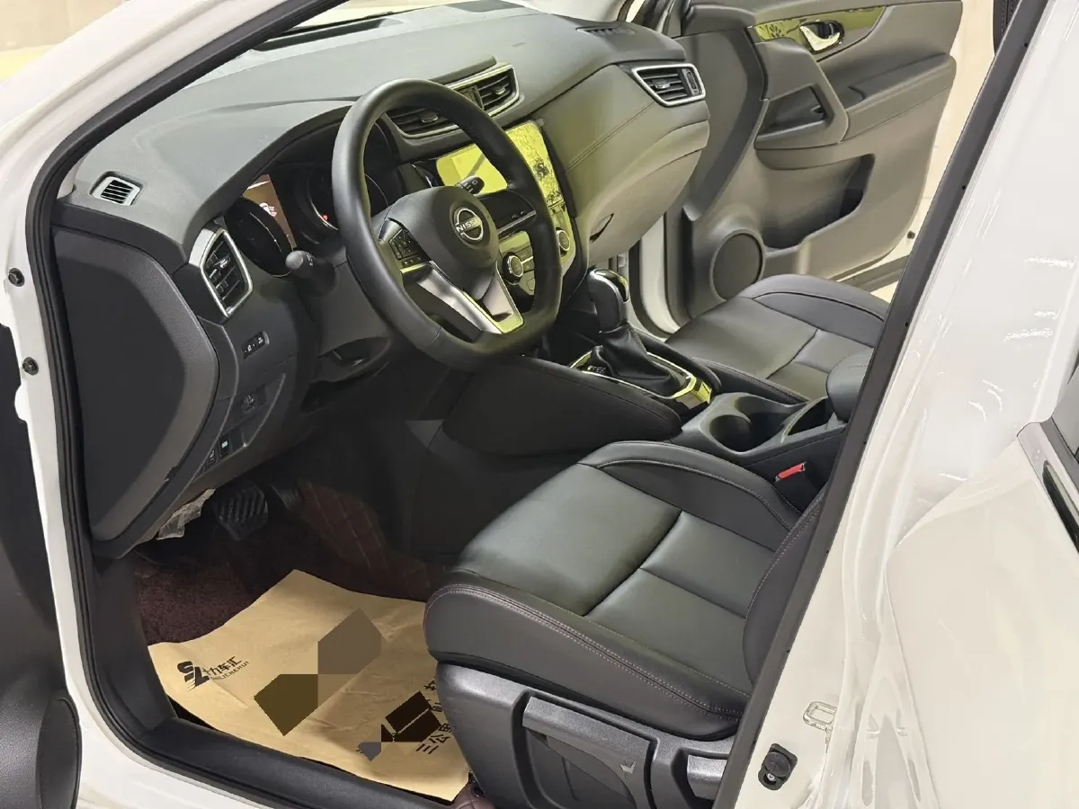 2023 Nissan Qashqai 2.0L 151HP L4 CVT,autocango,china used car exporter,china ev exporter,chinese used car exporter,chinese used ev exporter