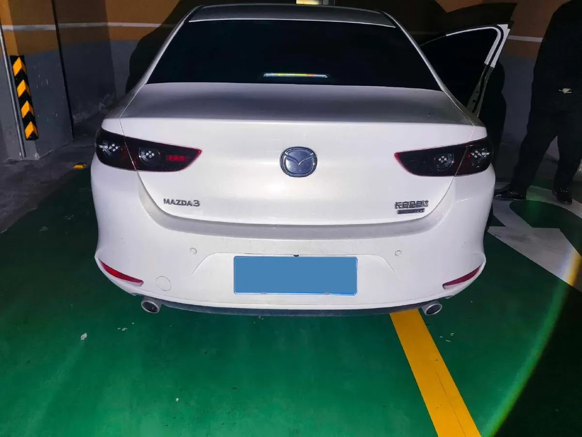 2021 Mazda 3 Axela 2.0L 158HP L4 6AT,autocango,china used car exporter,china ev exporter,chinese used car exporter,chinese used ev exporter