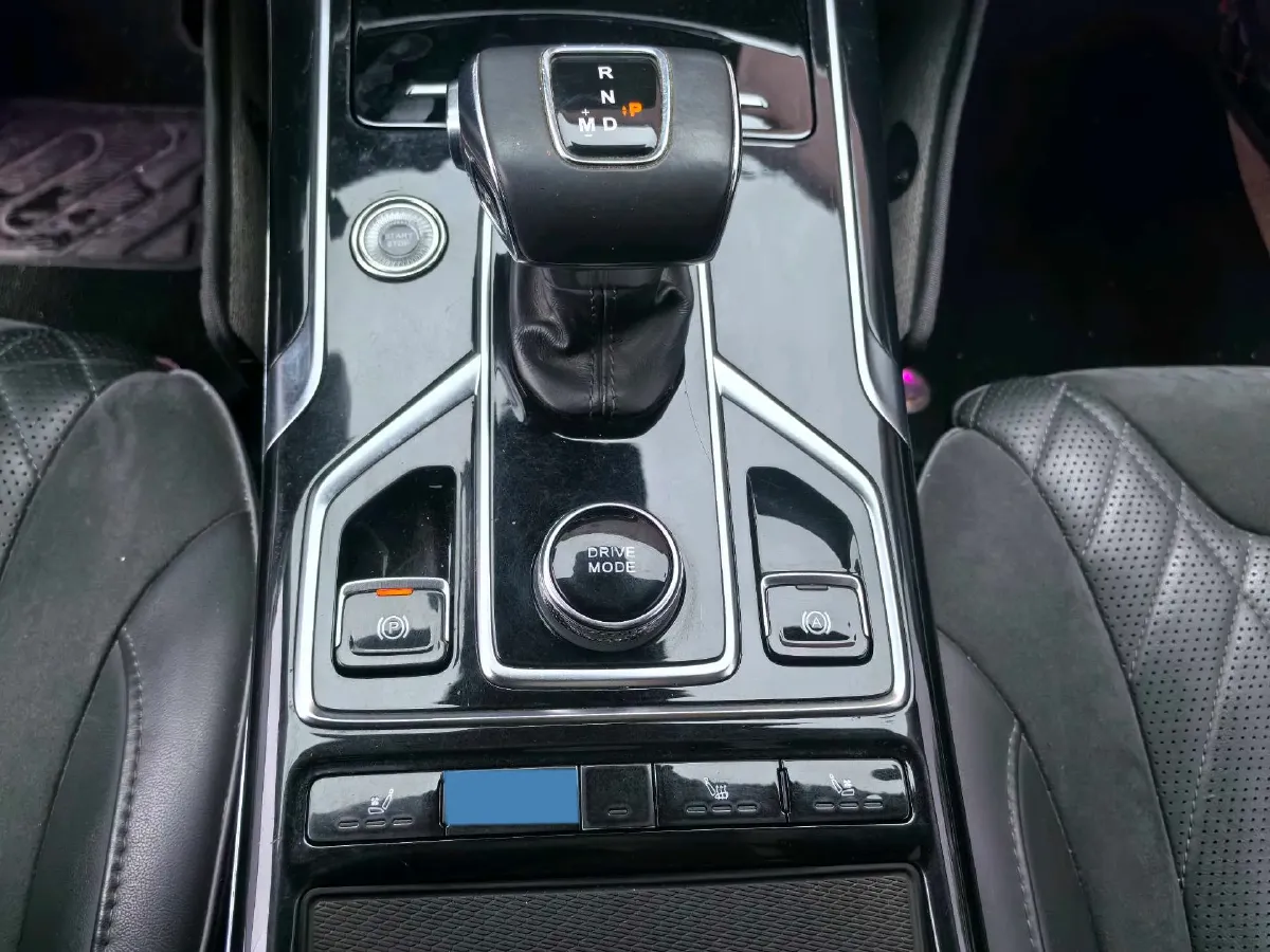 2022 HongQi HS5 2.0T 224HP L4 6AT,autocango,china used car exporter,china ev exporter,chinese used car exporter,chinese used ev exporter