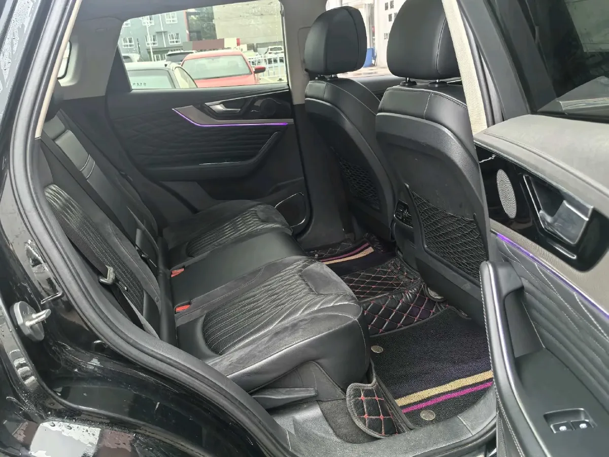 2022 HongQi HS5 2.0T 224HP L4 6AT,autocango,china used car exporter,china ev exporter,chinese used car exporter,chinese used ev exporter