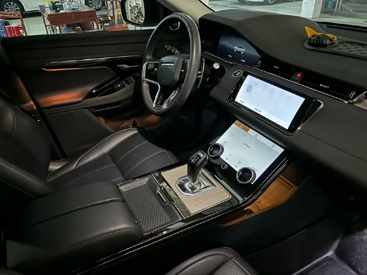 2023 Land Rover Range Rover Evoque 2.0T 249HP L4 9AT,autocango,china used car exporter,china ev exporter,chinese used car exporter,chinese used ev exporter