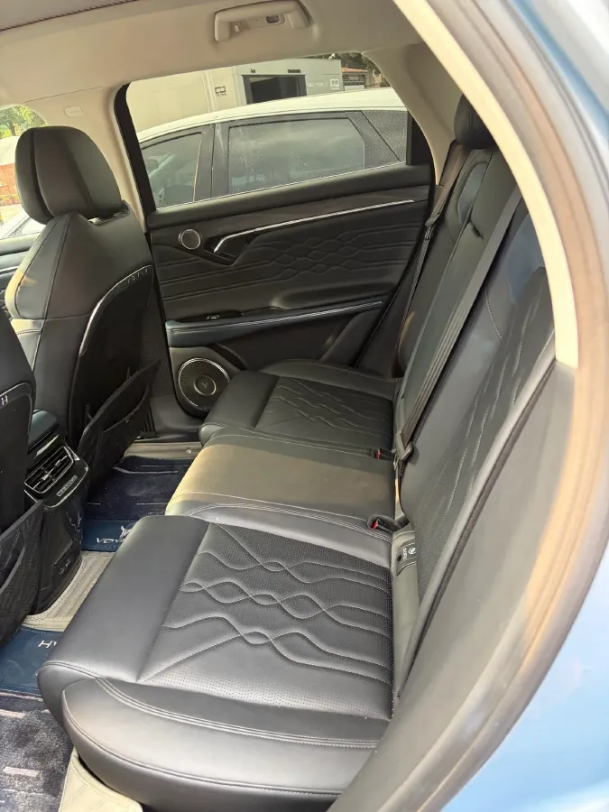 2021 Voyah FREE BEV 88KWH,autocango,china used car exporter,china ev exporter,chinese used car exporter,chinese used ev exporter