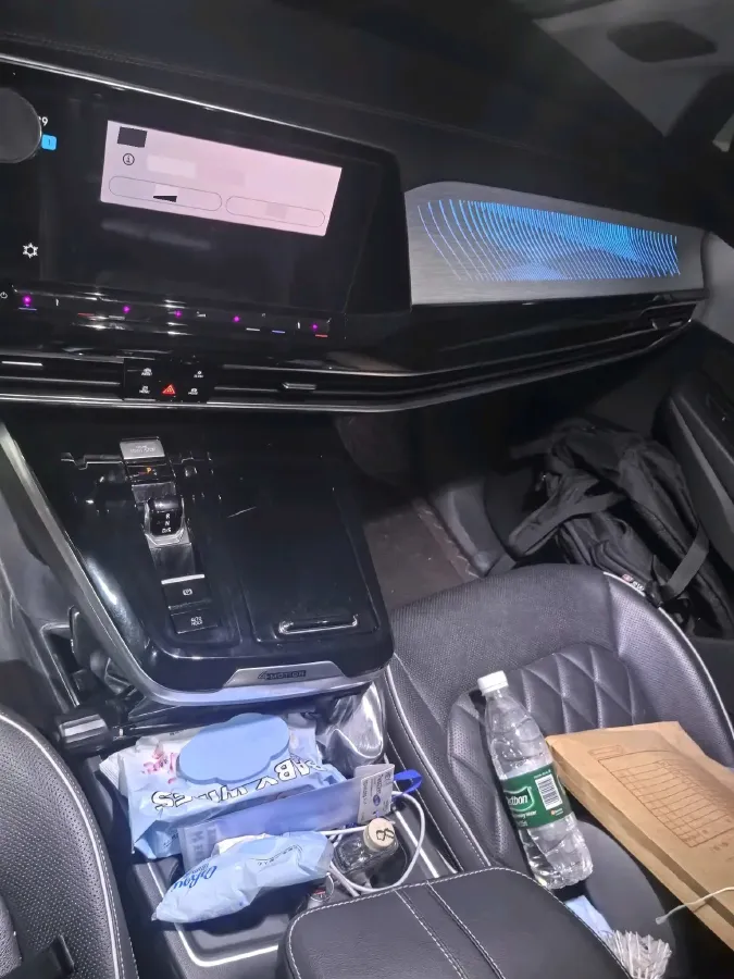 2023 Volkswagen Talagon 2.5T 299HP V6 7DCT,autocango,china used car exporter,china ev exporter,chinese used car exporter,chinese used ev exporter