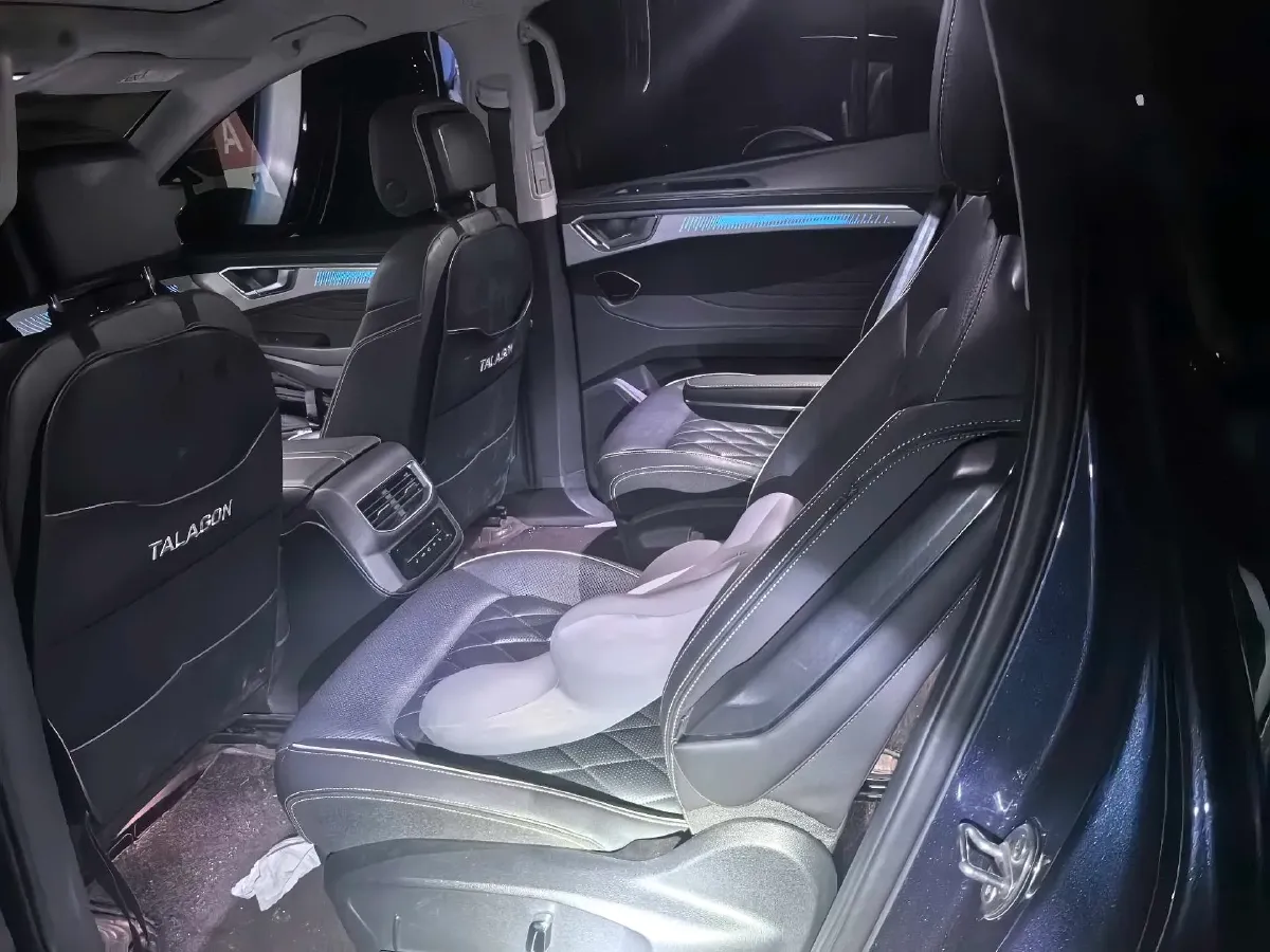 2023 Volkswagen Talagon 2.5T 299HP V6 7DCT,autocango,china used car exporter,china ev exporter,chinese used car exporter,chinese used ev exporter