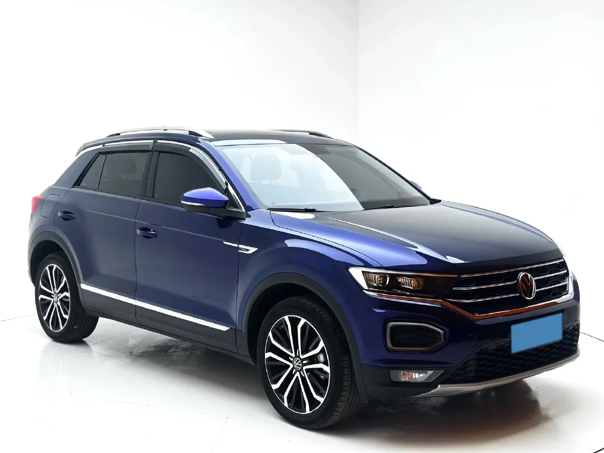 2022 Volkswagen T-Roc 1.4T 150HP L4 7DCT,autocango,china used car exporter,china ev exporter,chinese used car exporter,chinese used ev exporter