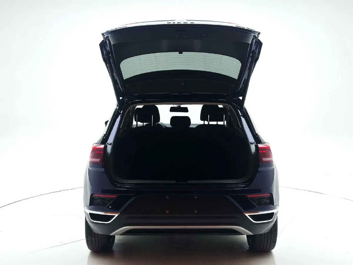 2022 Volkswagen T-Roc 1.4T 150HP L4 7DCT,autocango,china used car exporter,china ev exporter,chinese used car exporter,chinese used ev exporter