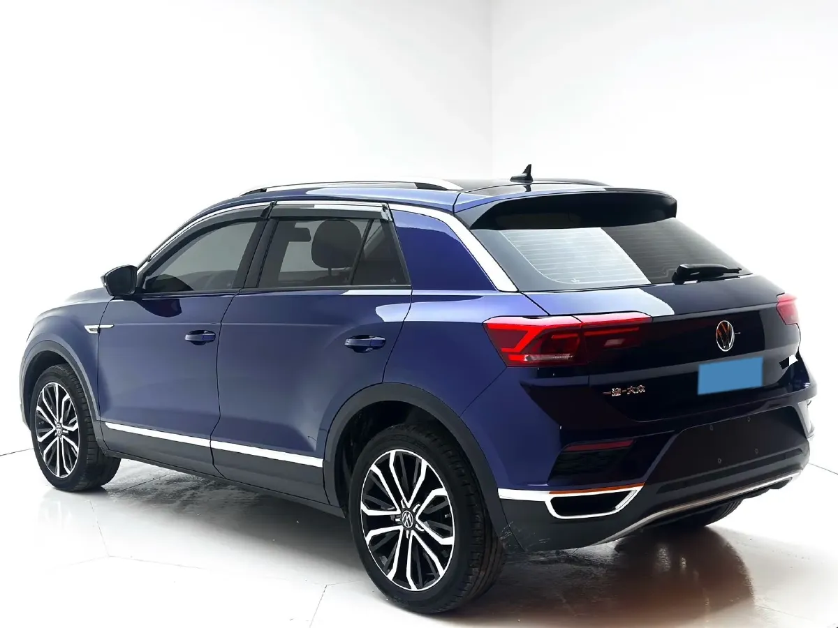 2022 Volkswagen T-Roc 1.4T 150HP L4 7DCT,autocango,china used car exporter,china ev exporter,chinese used car exporter,chinese used ev exporter
