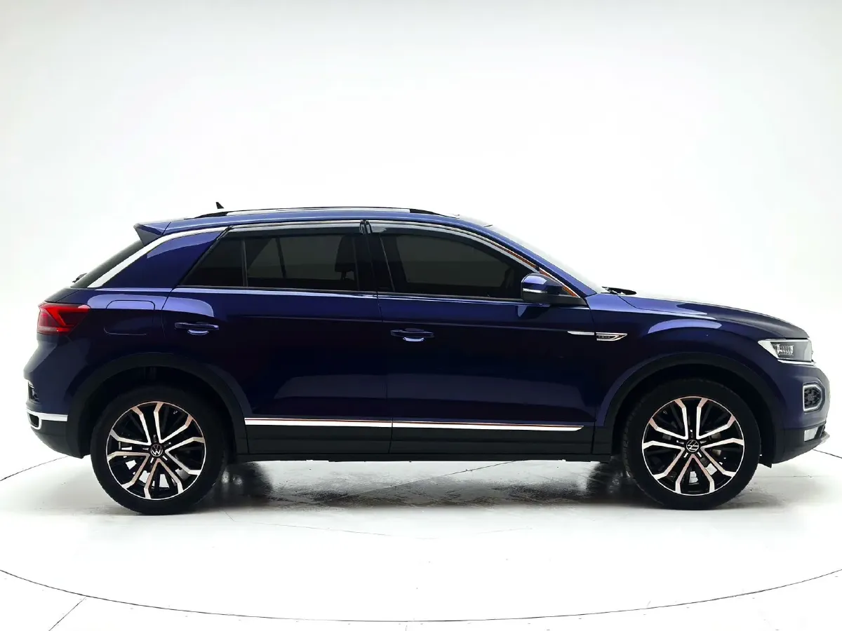 2022 Volkswagen T-Roc 1.4T 150HP L4 7DCT,autocango,china used car exporter,china ev exporter,chinese used car exporter,chinese used ev exporter