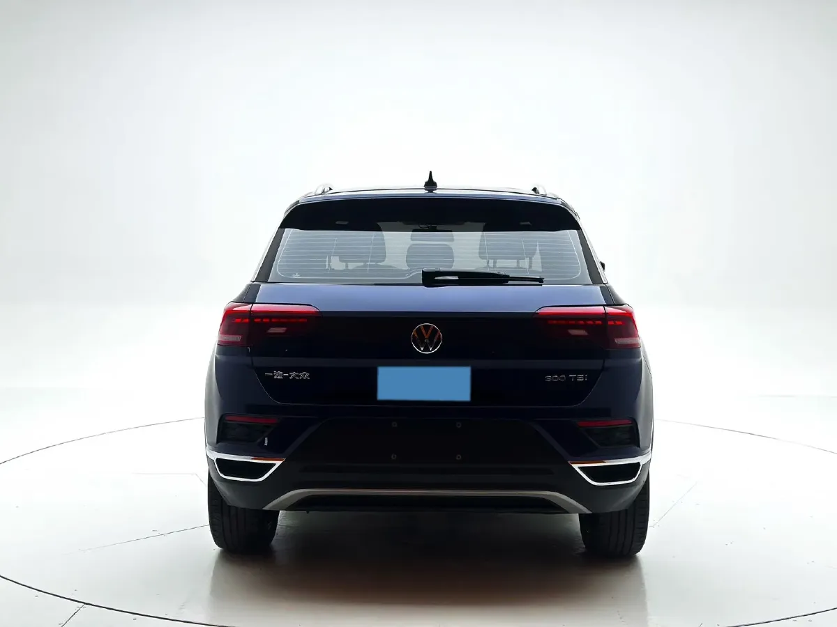 2022 Volkswagen T-Roc 1.4T 150HP L4 7DCT,autocango,china used car exporter,china ev exporter,chinese used car exporter,chinese used ev exporter