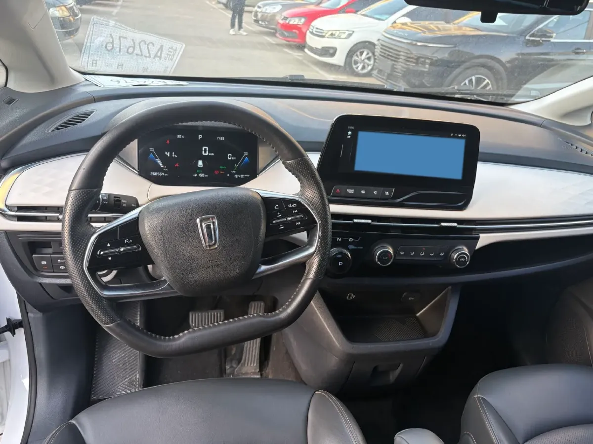 2022 JMC YuHu 7 2.0T 141HP L4 8AT,autocango,china used car exporter,china ev exporter,chinese used car exporter,chinese used ev exporter