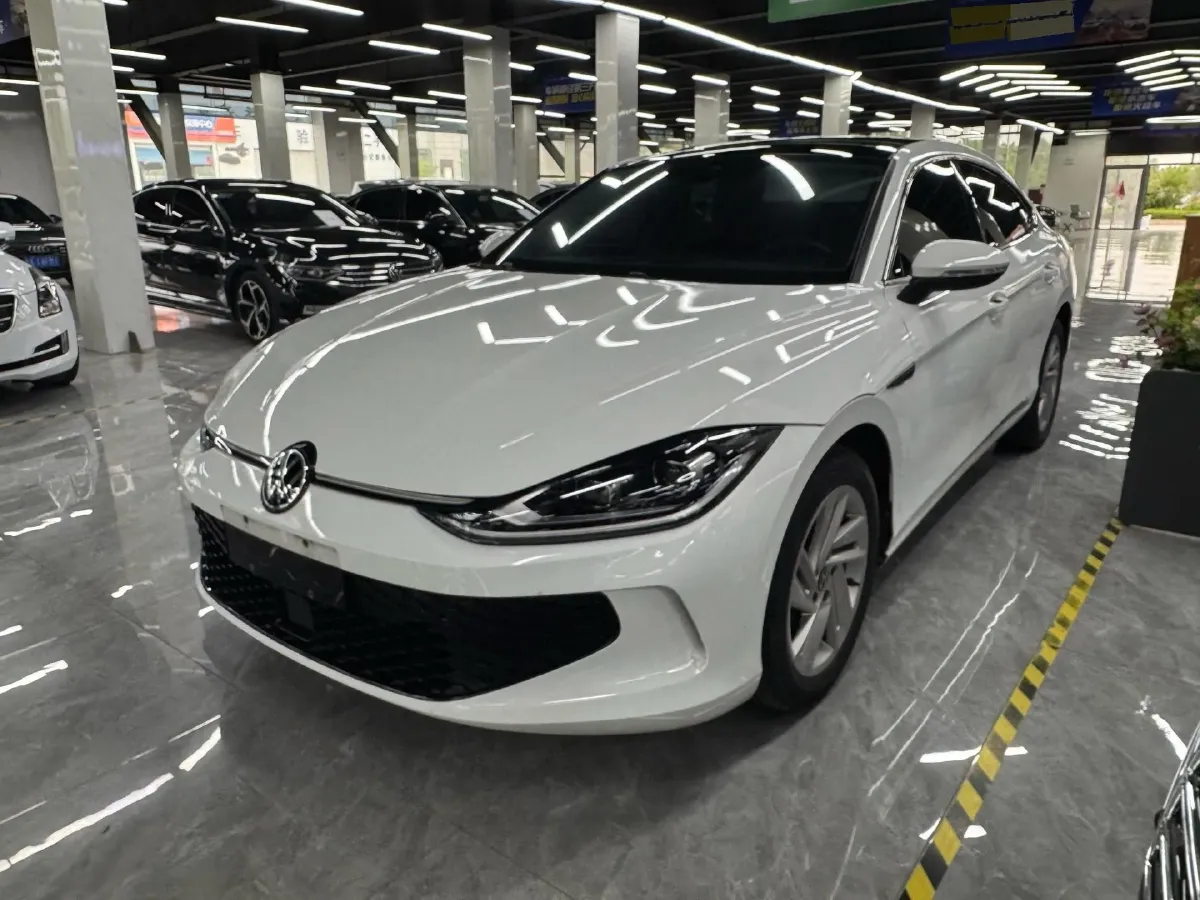 2022 Jetour DASHING i-DM 1.5T 156HP L4 3DHT PHEV 19.27KWH,autocango,china used car exporter,china ev exporter,chinese used car exporter,chinese used ev exporter