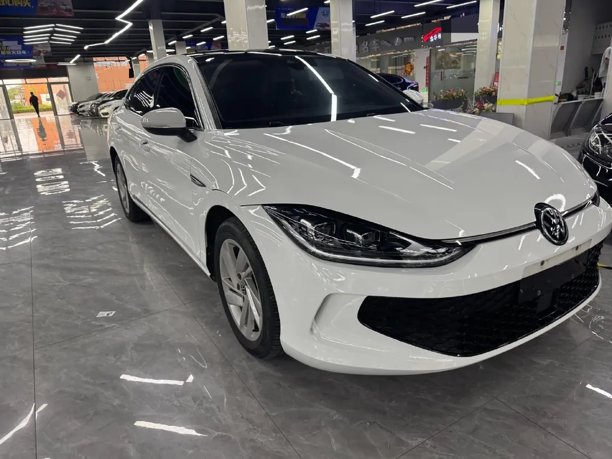 2022 Jetour DASHING i-DM 1.5T 156HP L4 3DHT PHEV 19.27KWH,autocango,china used car exporter,china ev exporter,chinese used car exporter,chinese used ev exporter