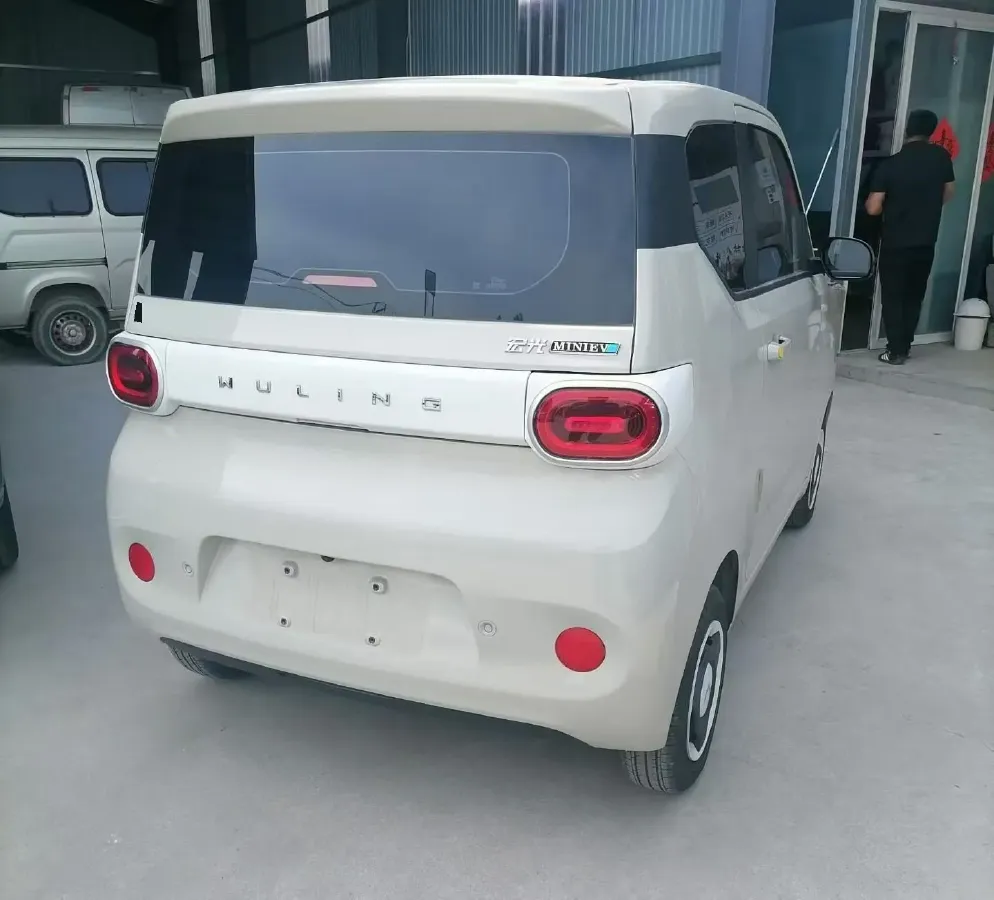 2024 WuLing HongGuang MINI EV BEV 17.3KWH,autocango,china used car exporter,china ev exporter,chinese used car exporter,chinese used ev exporter