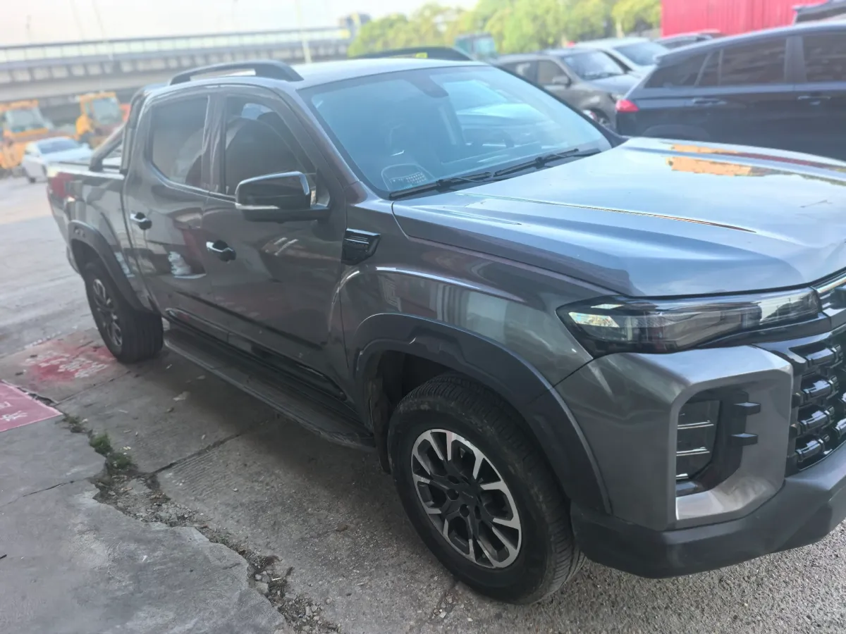 2023 MAXUS Interstellar 2.0T 218HP L4 8AT,autocango,china used car exporter,china ev exporter,chinese used car exporter,chinese used ev exporter