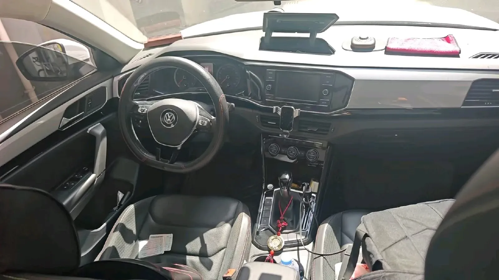 2019 Jeep Cherokee 2.0T 234HP L4 9AT,autocango,china used car exporter,china ev exporter,chinese used car exporter,chinese used ev exporter