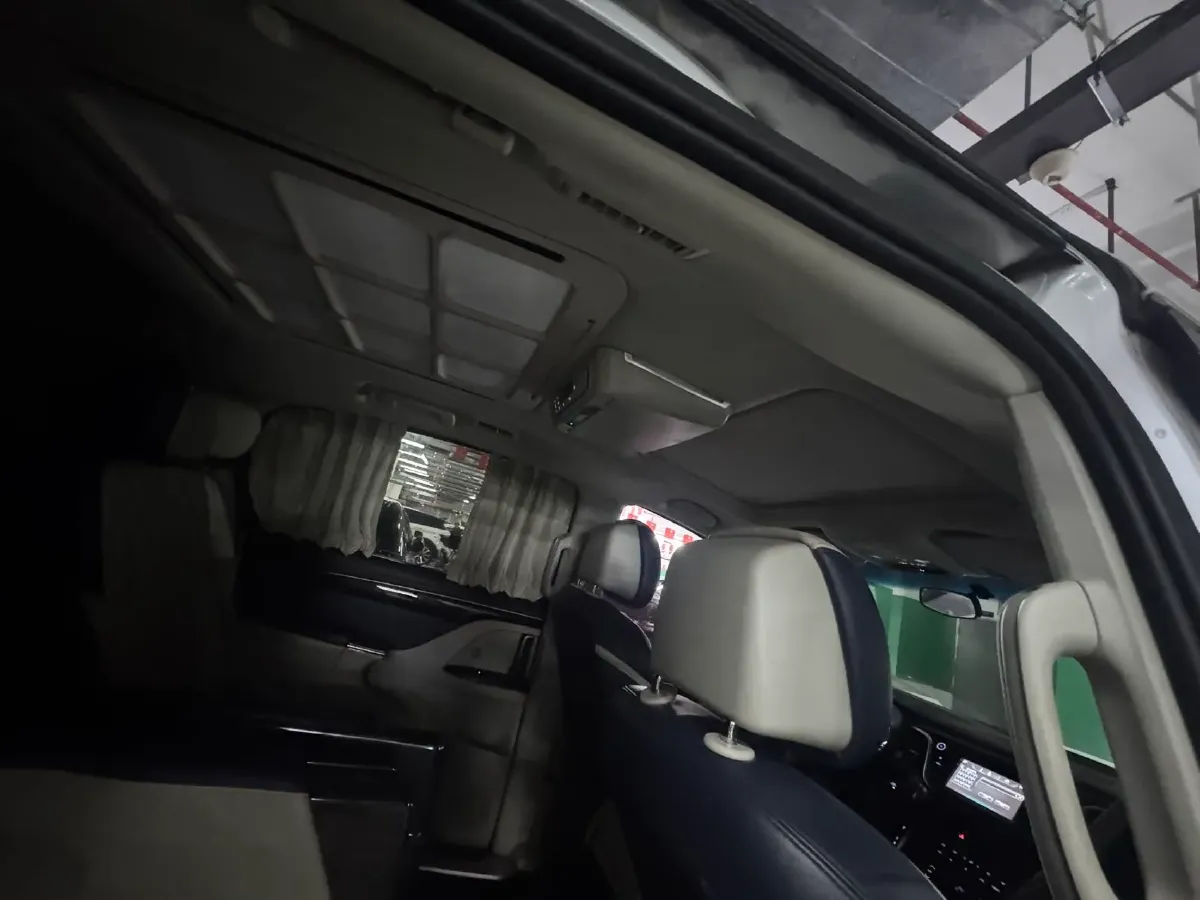 2018 Buick GL8 2.0T 260HP L4 6AT,autocango,china used car exporter,china ev exporter,chinese used car exporter,chinese used ev exporter