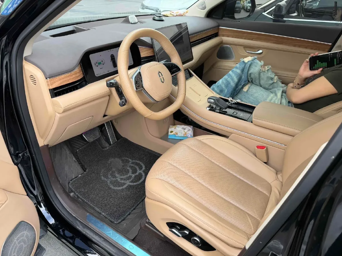 2023 HIMA AITO M5 1.5T 152HP L4 REEV 40KWH,autocango,china used car exporter,china ev exporter,chinese used car exporter,chinese used ev exporter