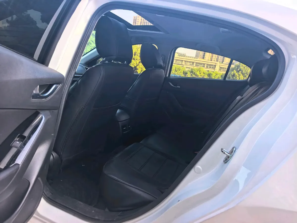 2017 Mazda 3 Axela 1.5L 117HP L4 6AT,autocango,china used car exporter,china ev exporter,chinese used car exporter,chinese used ev exporter