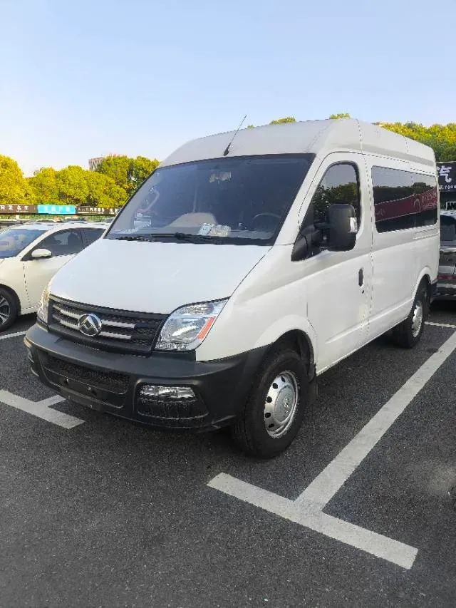 2020 MAXUS XinTu V80 2.5T 136HP L4 6MT,autocango,china used car exporter,china ev exporter,chinese used car exporter,chinese used ev exporter