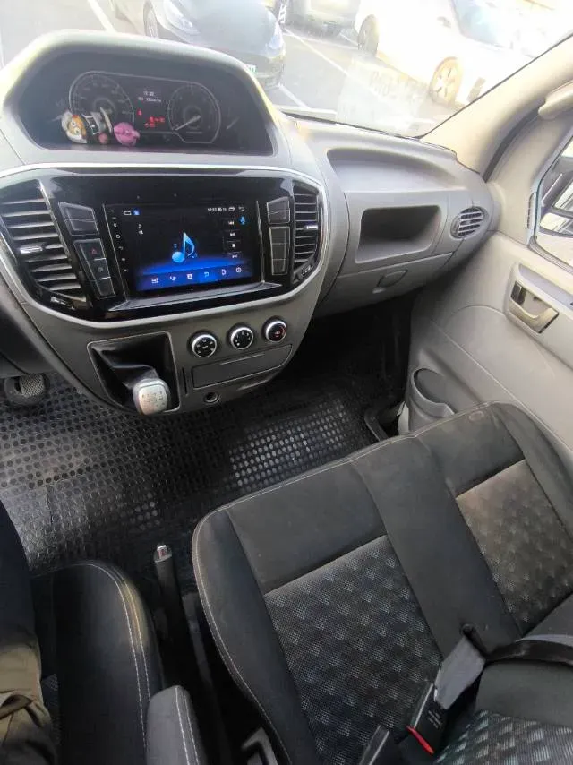 2020 MAXUS XinTu V80 2.5T 136HP L4 6MT,autocango,china used car exporter,china ev exporter,chinese used car exporter,chinese used ev exporter