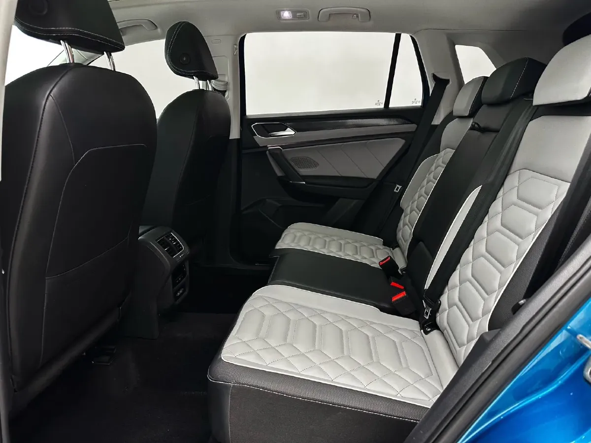 2023 Volkswagen Tayron 1.4T 150HP L4 7DCT,autocango,china used car exporter,china ev exporter,chinese used car exporter,chinese used ev exporter