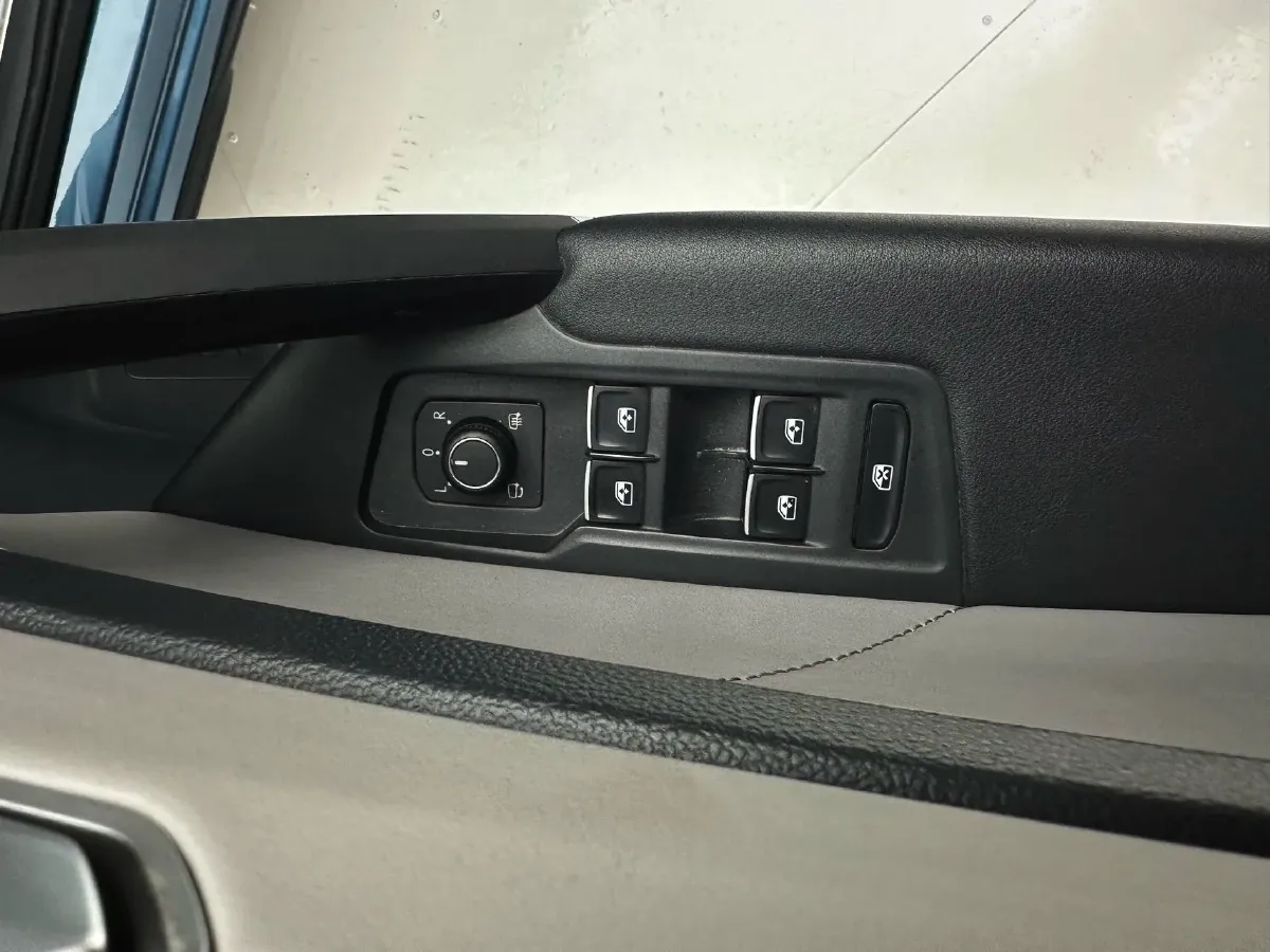 2023 Volkswagen Tayron 1.4T 150HP L4 7DCT,autocango,china used car exporter,china ev exporter,chinese used car exporter,chinese used ev exporter