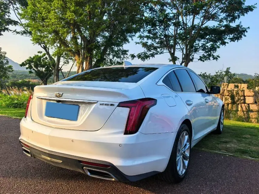 2021 Cadillac CT5 2.0T 237HP L4 10AT,autocango,china used car exporter,china ev exporter,chinese used car exporter,chinese used ev exporter